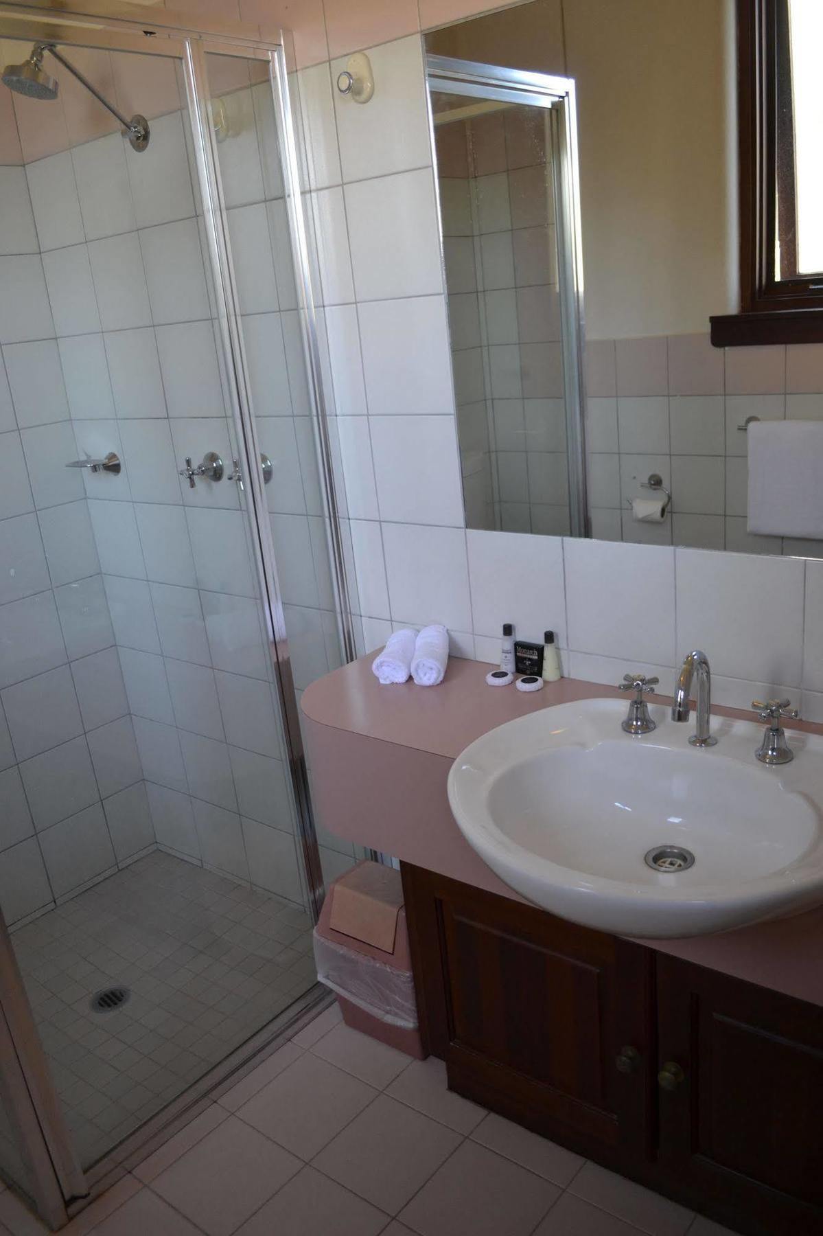 Sunnymead Hotel Aireys Inlet Extérieur photo